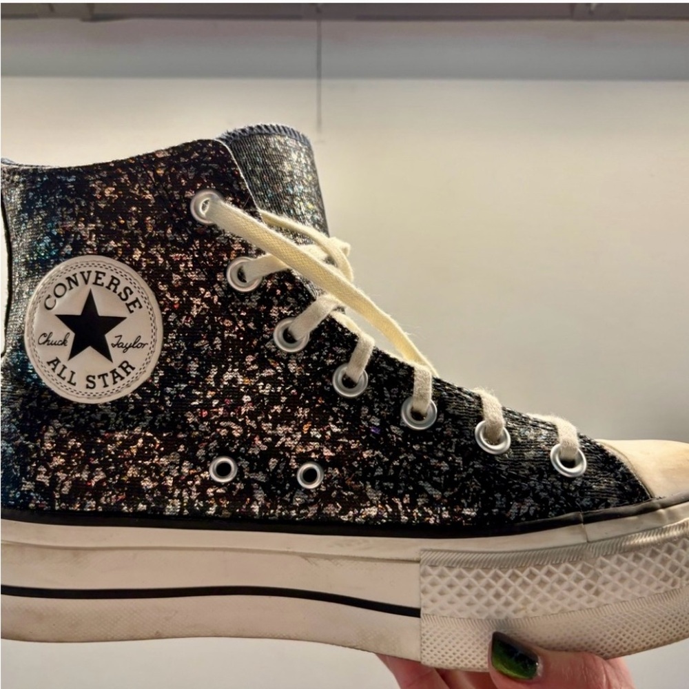 Size 8. Used, Platform, Converse All Star Black, metallic silver High-Tops